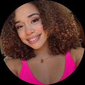 Meet your Posher, Jade